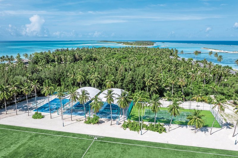 Sportanlagen auf Jawakara Island aus der Luft
