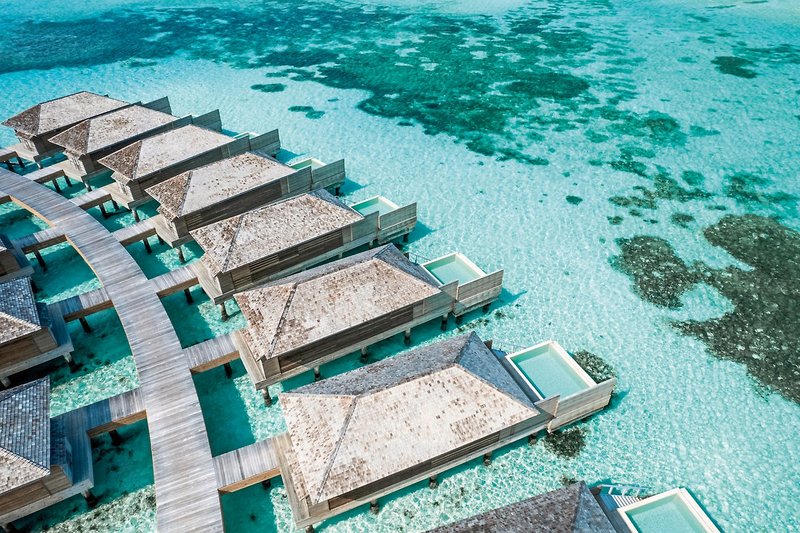 Water Pool Villas über der Lagune auf Jawakara Island